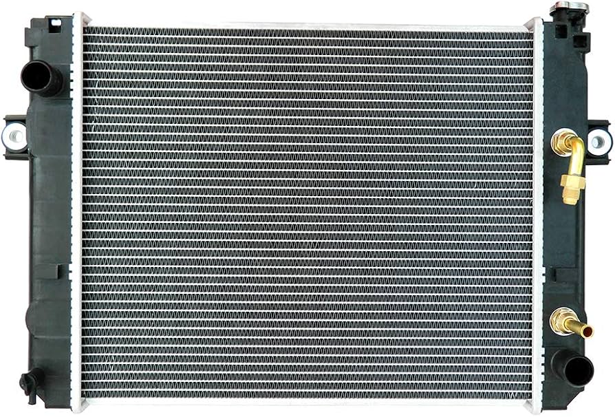 Radiador 16420-26610-71 para motor TOYOTA 1DZ 2Z 4Y Grua Horquilla 32-8FG25 32-8FGN20 32-8FGN25 72-8FDN20 72-8FDN25 60-8FD20 60-8FD25